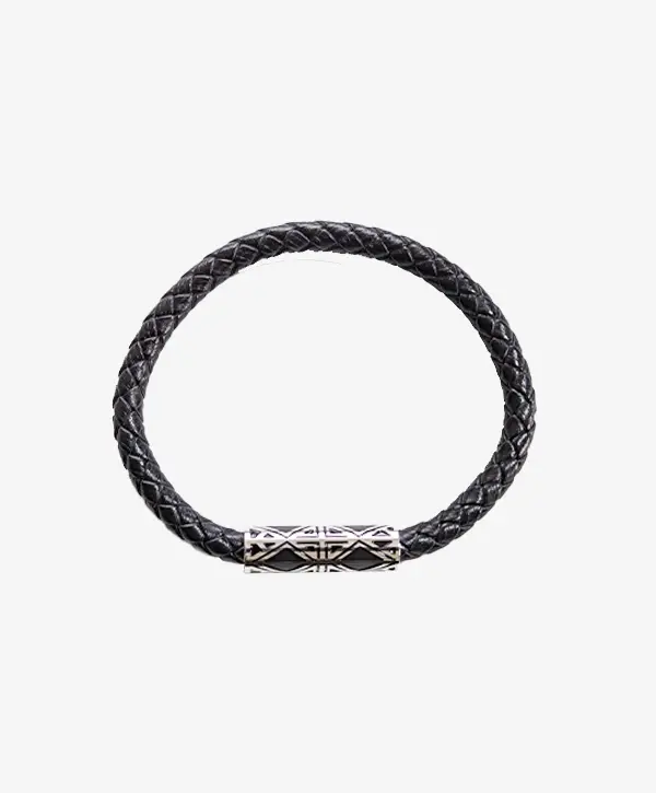 bracelet noir 2